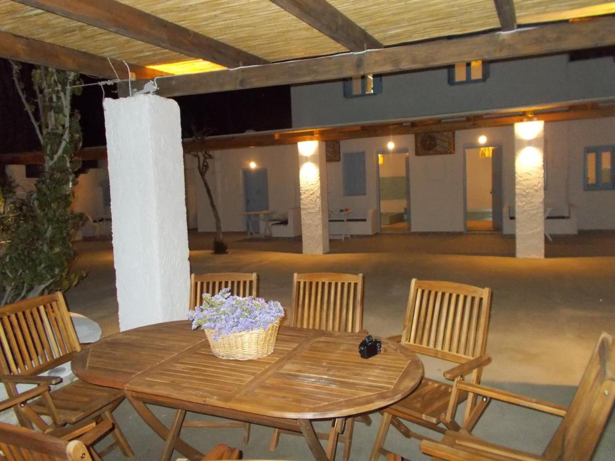 Παραθιν Αλοσ 2 Apartamento Skyros Exterior foto