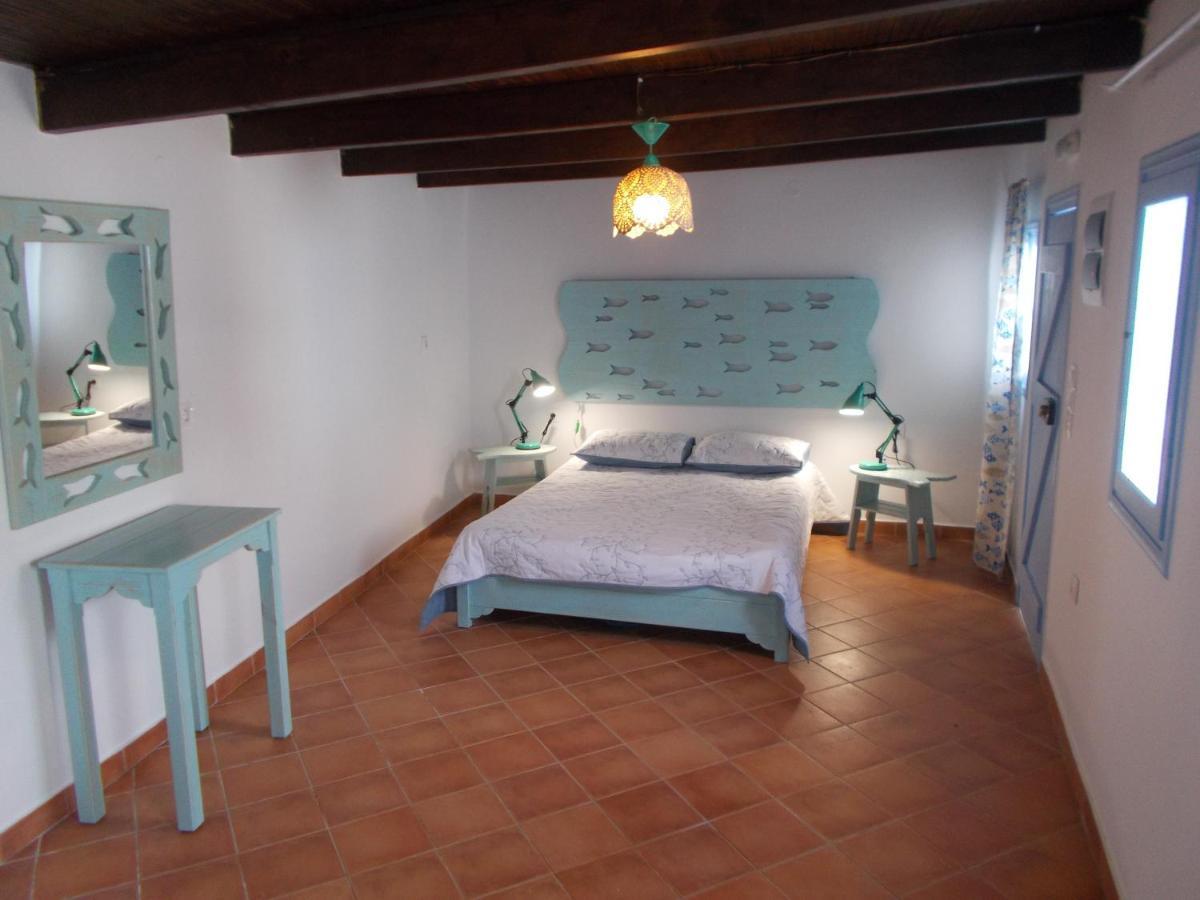 Παραθιν Αλοσ 2 Apartamento Skyros Exterior foto