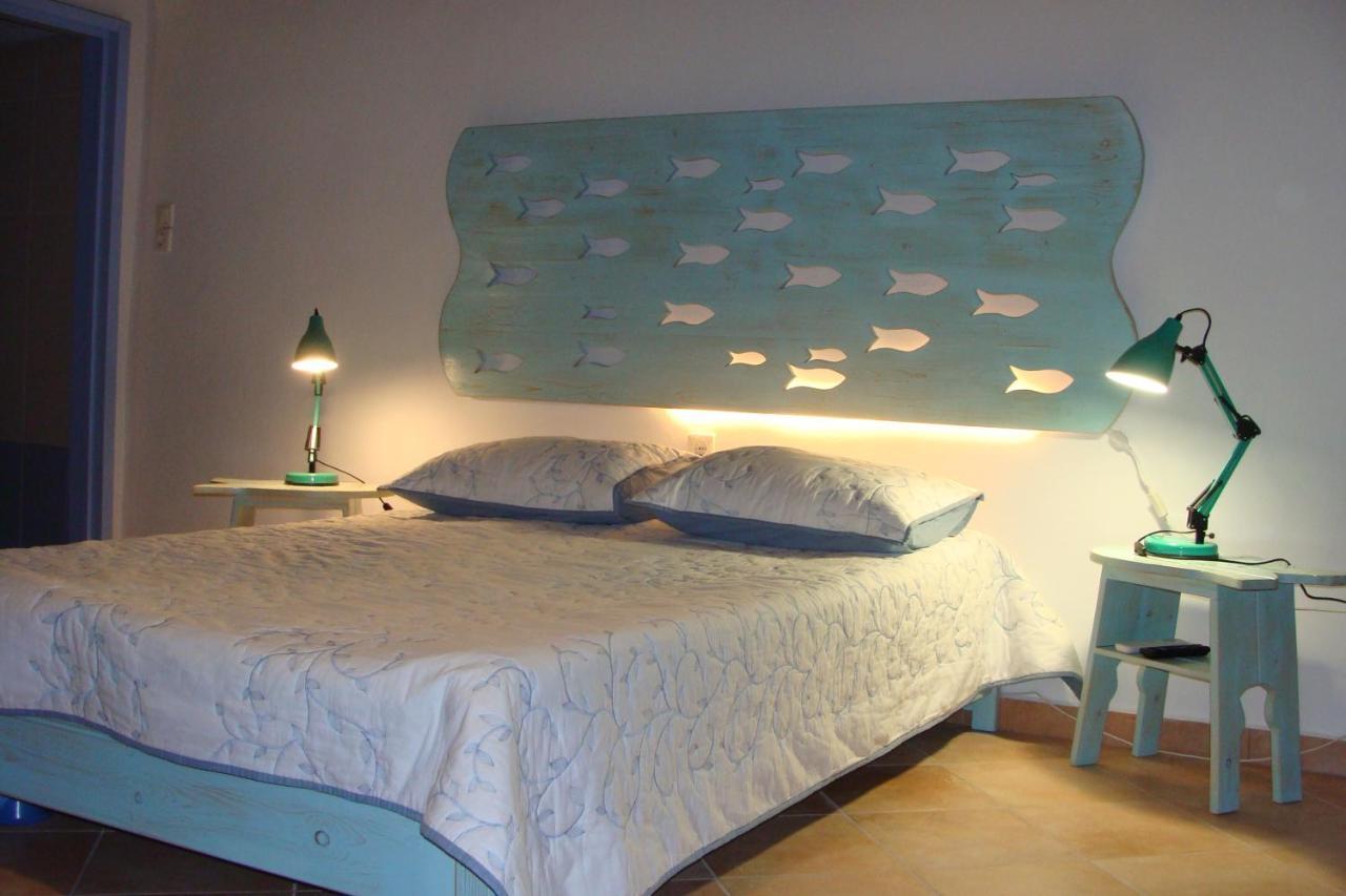 Παραθιν Αλοσ 2 Apartamento Skyros Exterior foto