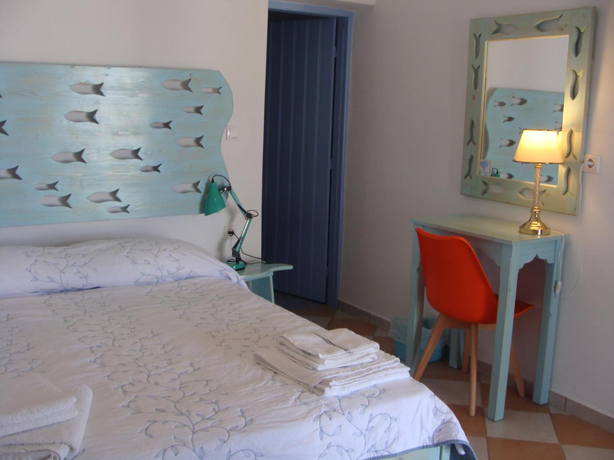 Παραθιν Αλοσ 2 Apartamento Skyros Exterior foto