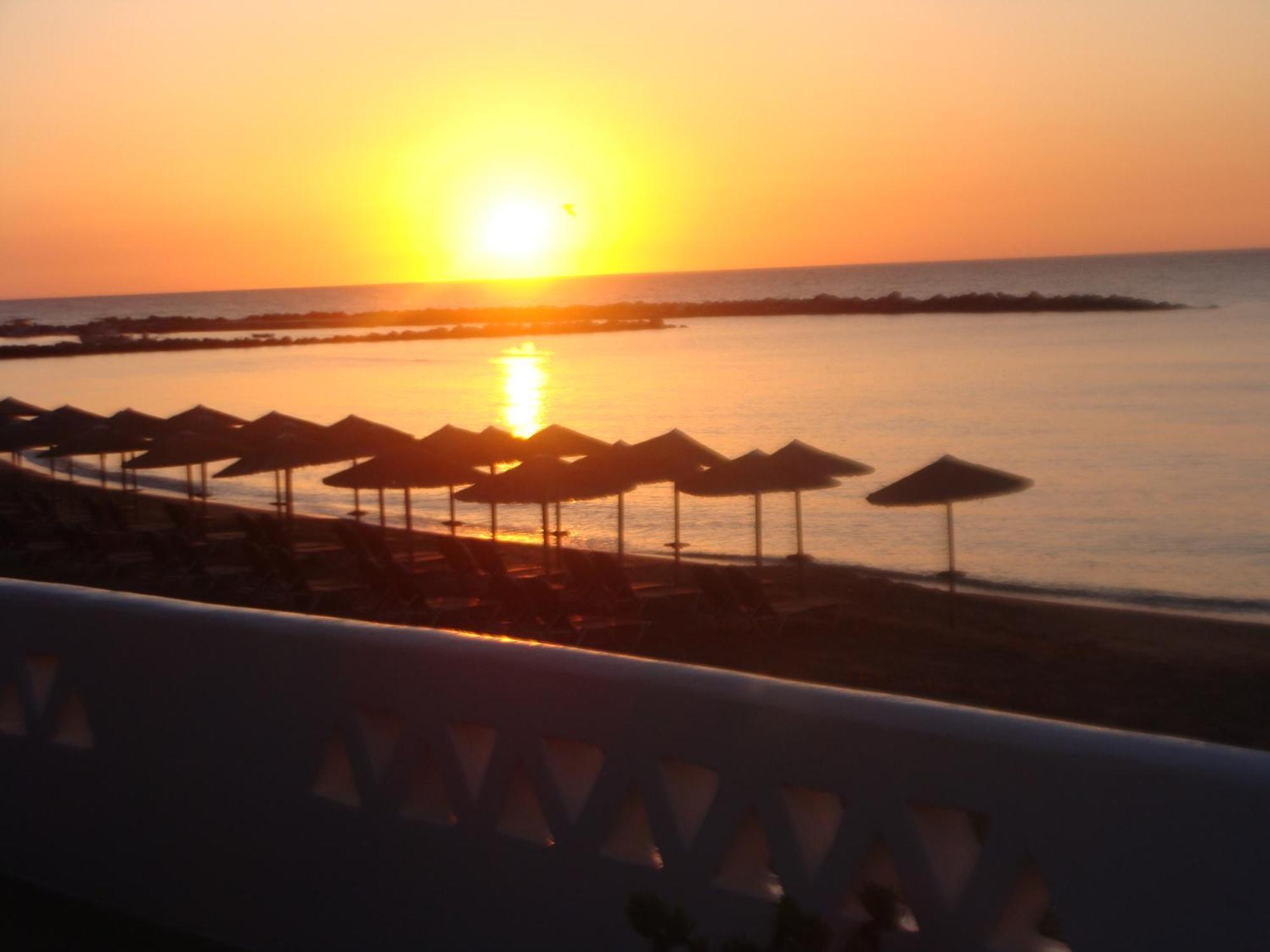Παραθιν Αλοσ 2 Apartamento Skyros Exterior foto